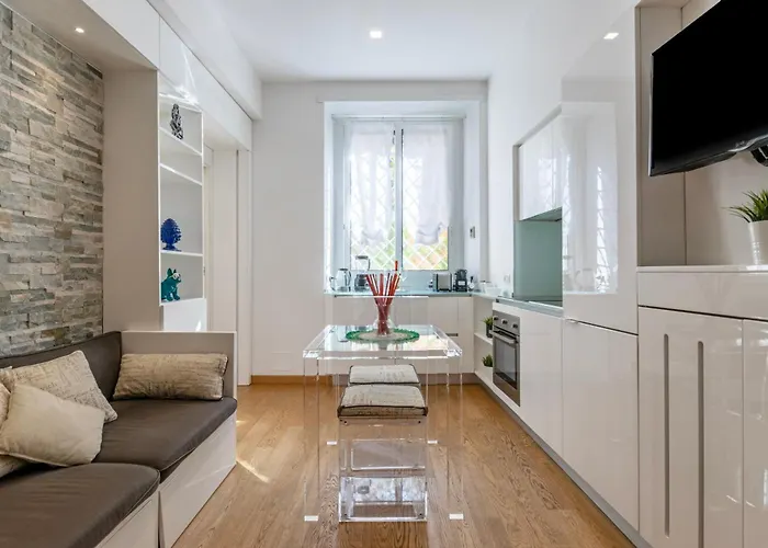 Peaceful Retreat In Central Rome
